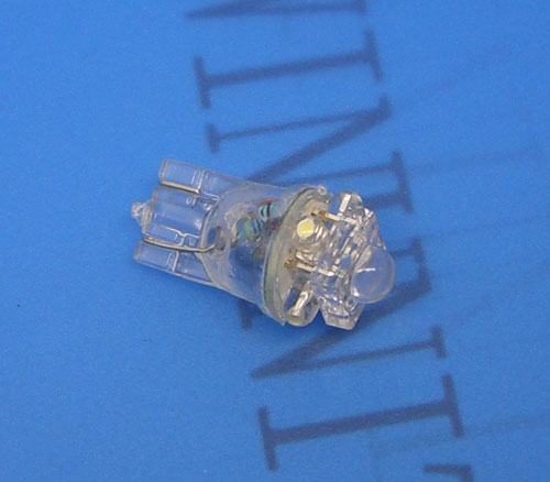 T10 4LED+1FLUX