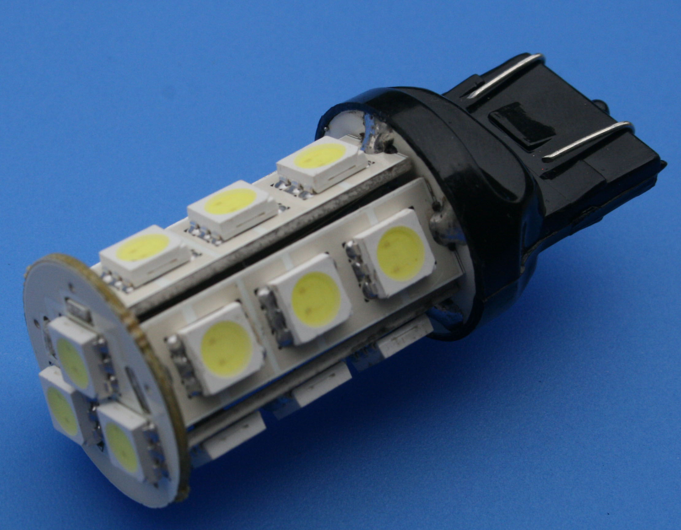 7443  18SMD