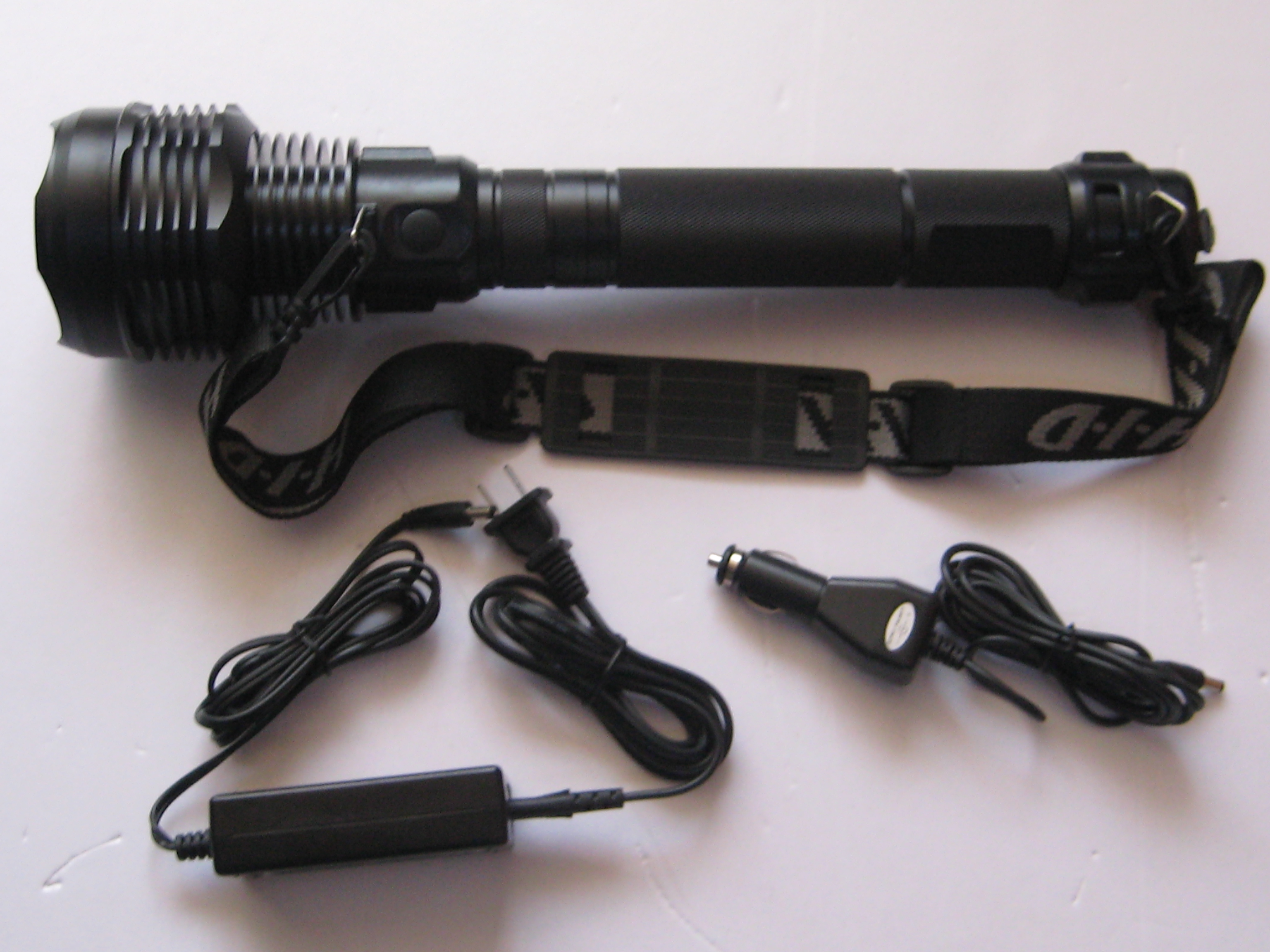HID flashlight